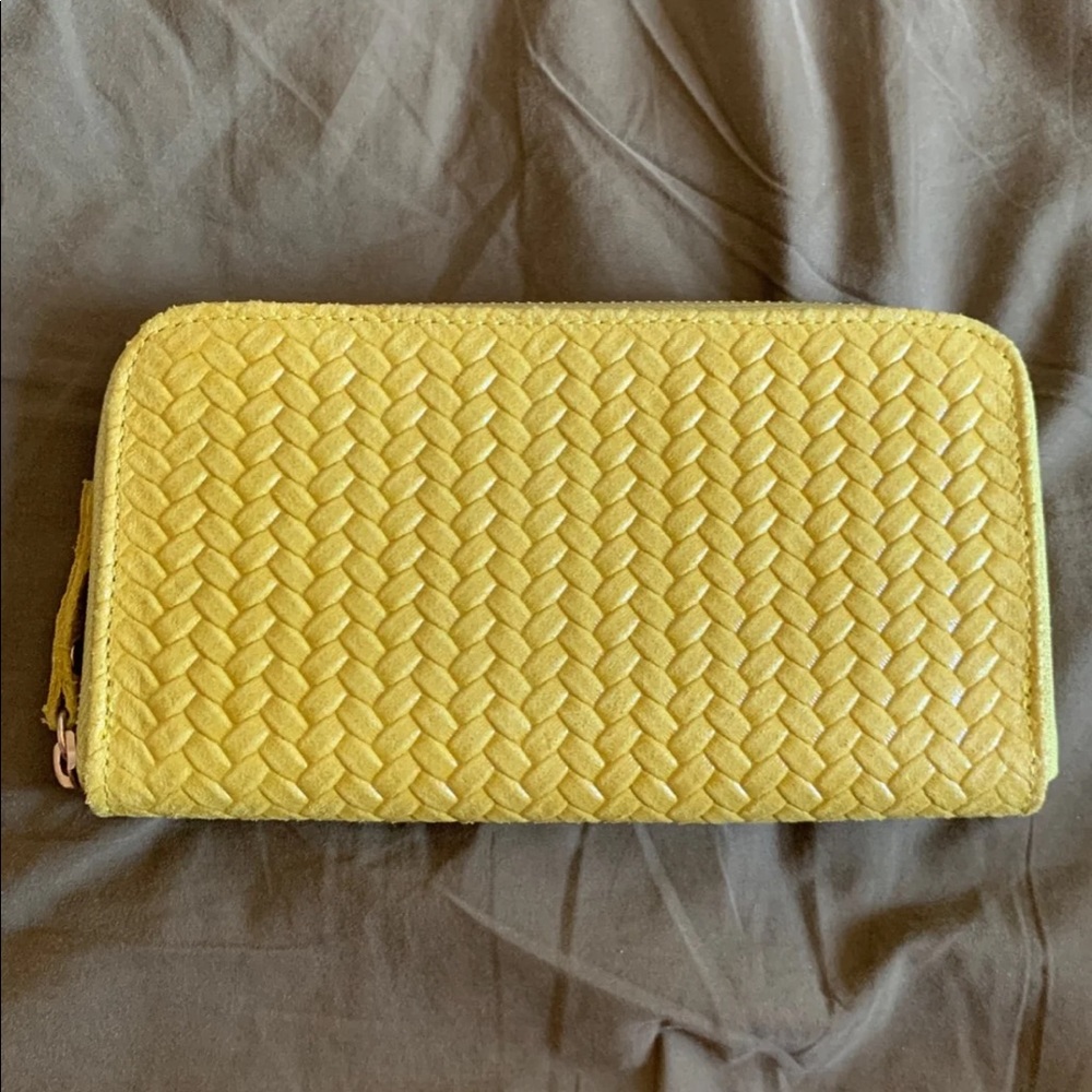 Italian leather continental chartreuse wallet